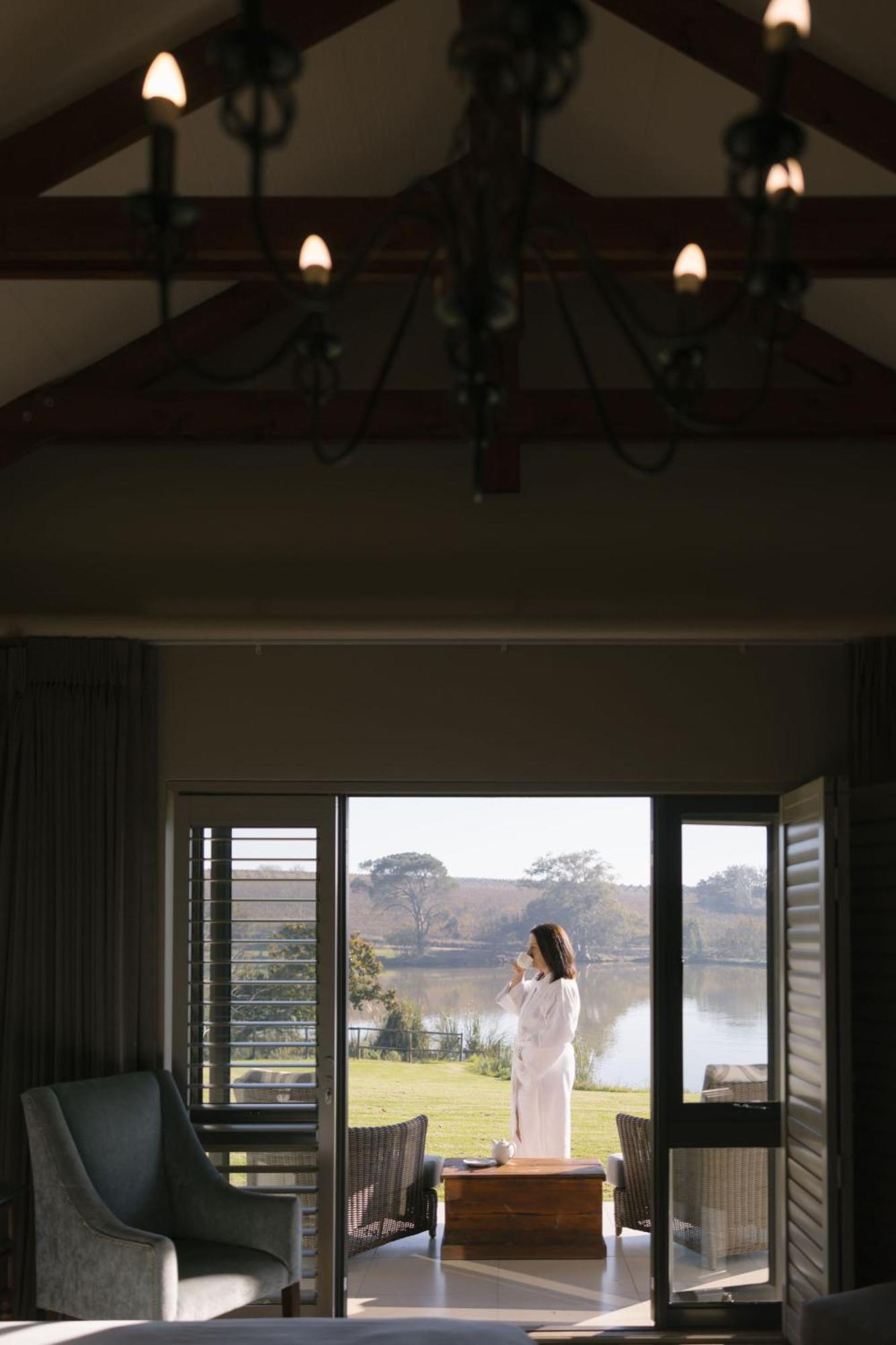 Under Oaks Guesthouse 파를 외부 사진